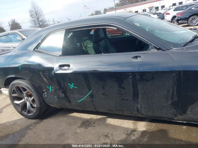 2C3CDZBG9FH775423 Dodge Challenger Sxt Plus