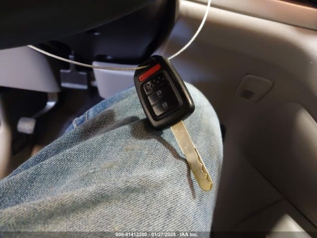 5J6RM4H34EL083823 Honda CR-V LX