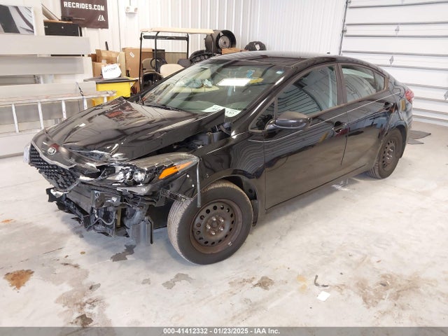 KIA FORTE LX 2017 3KPFK4A78HE043432 Image 2