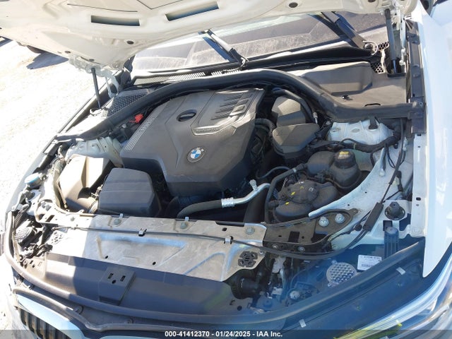 3MW5R1J04N8C30165 BMW 330I