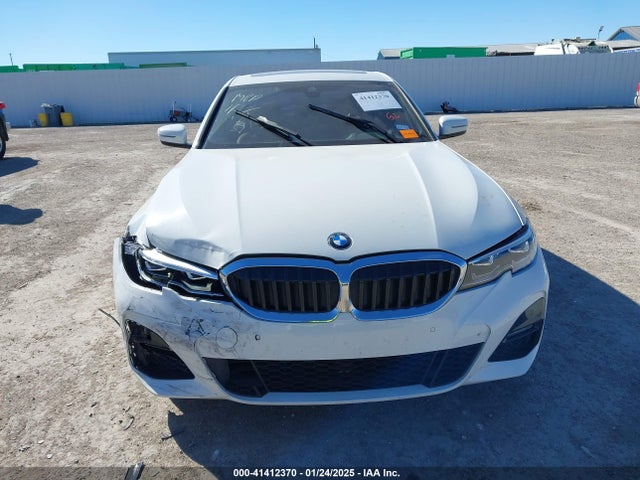 3MW5R1J04N8C30165 BMW 330I