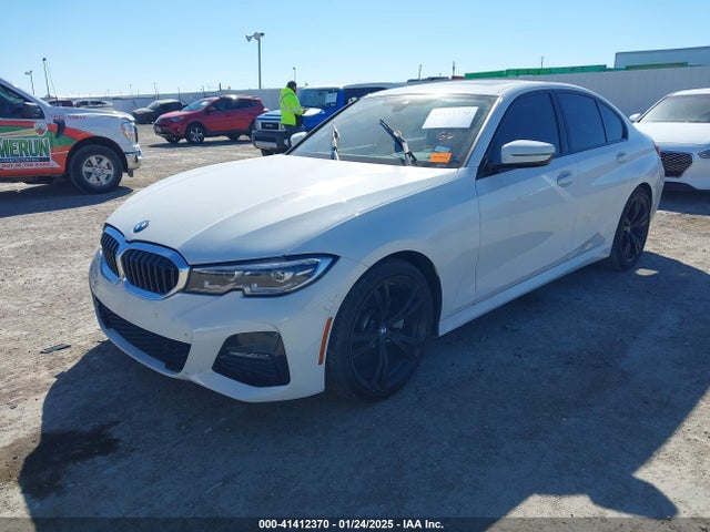 3MW5R1J04N8C30165 BMW 330I