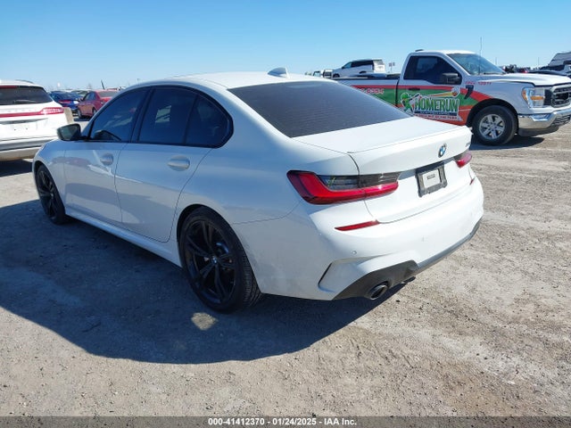 3MW5R1J04N8C30165 BMW 330I
