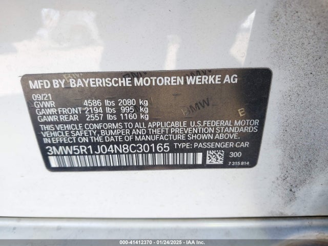 3MW5R1J04N8C30165 BMW 330I