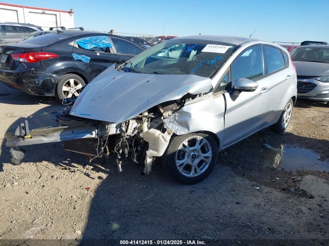 Ford FIESTA SE 2014 3FADP4EJXEM114748 Image 2