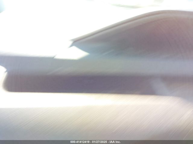 JTDKDTB39F1105466 Toyota Prius C One