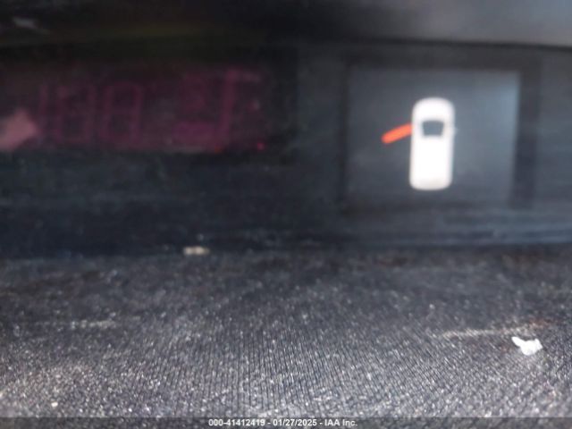JTDKDTB39F1105466 Toyota Prius C One