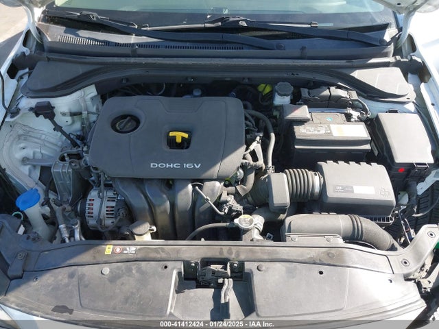 Hyundai ELANTRA SE 2017 5NPD84LF7HH086407 Image 10