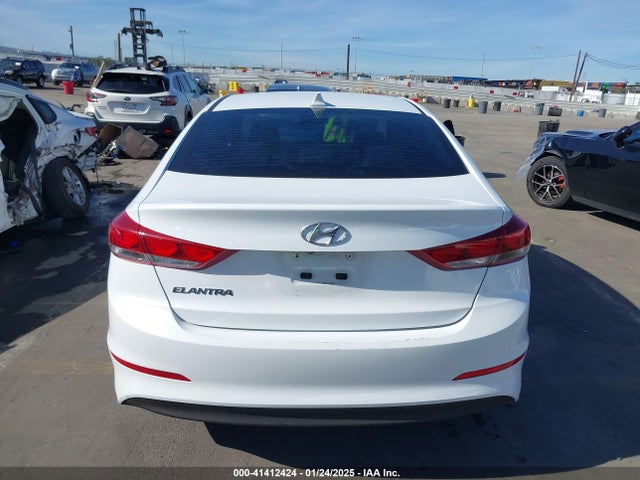 Hyundai ELANTRA SE 2017 5NPD84LF7HH086407 Image 16