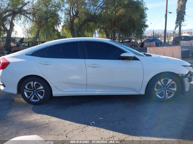 Продаж на аукціоні авто 2017 Honda Civic Lx, vin: 2HGFC2F58HH515871, номер лоту: 41412461