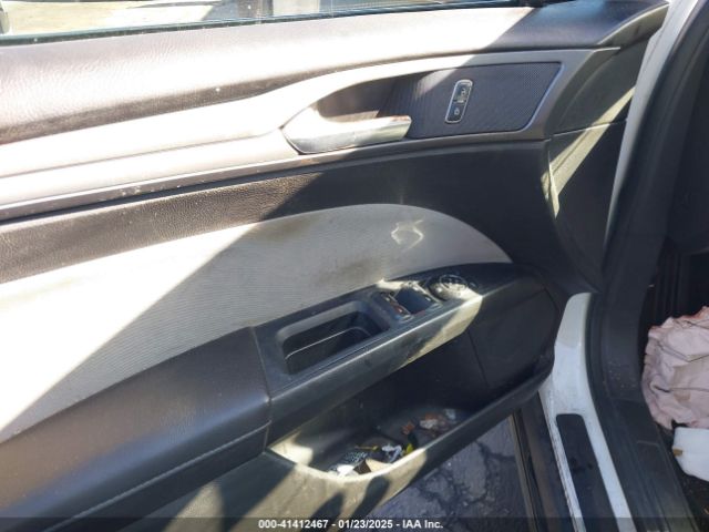 3FA6P0G7XER158108 Ford FUSION S