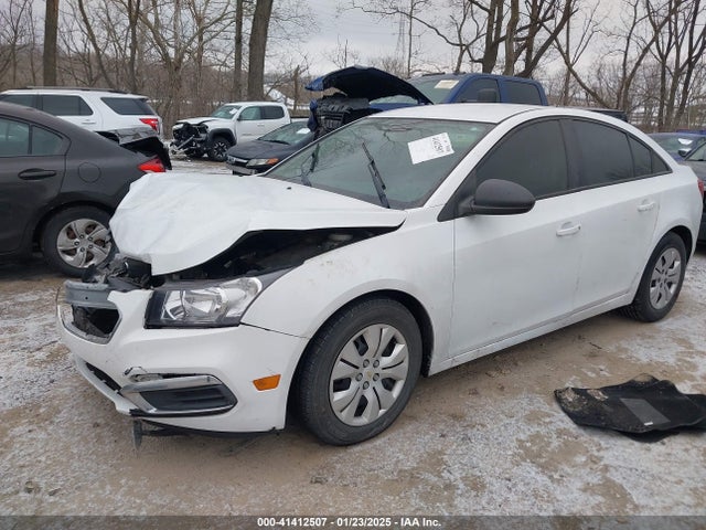 1G1PA5SH6F7137433 Chevrolet Cruze Ls Auto