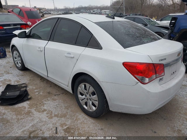 1G1PA5SH6F7137433 Chevrolet Cruze Ls Auto