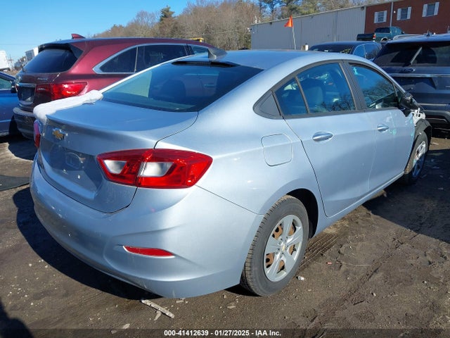 1G1BC5SMXJ7223452 Chevrolet Cruze Ls Auto