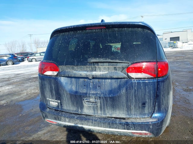 Chrysler Pacifica Touring L 2018 2C4RC1BG7JR103051 Image 16