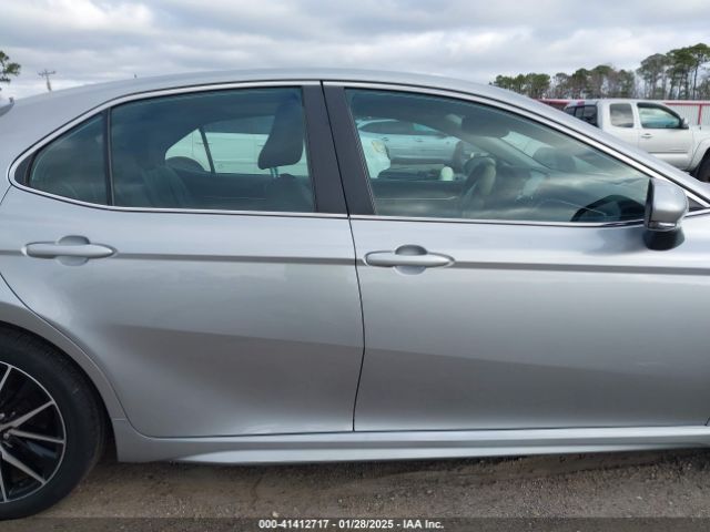 4T1S11AK8NU660651 Toyota CAMRY SE