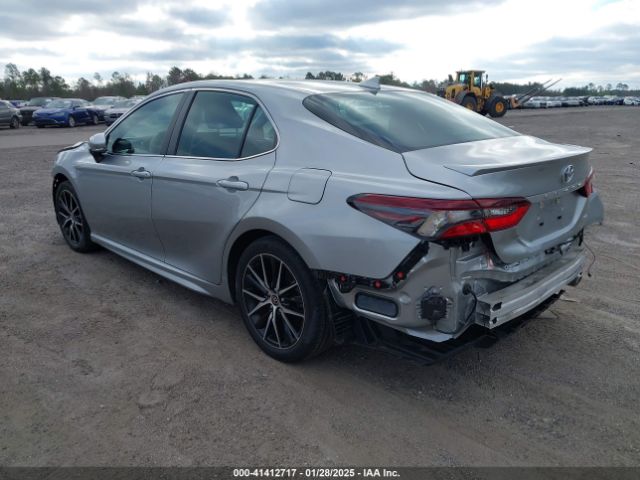 4T1S11AK8NU660651 Toyota CAMRY SE