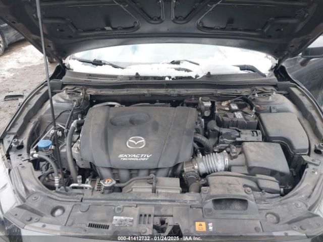 3MZBN1V35JM174323 Mazda Mazda3 Touring