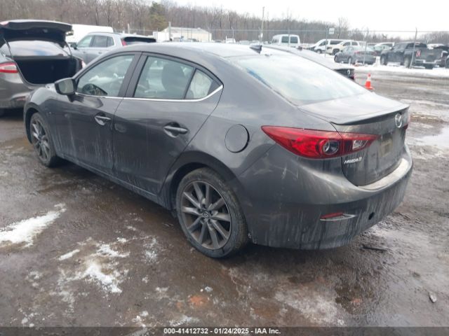 3MZBN1V35JM174323 Mazda Mazda3 Touring
