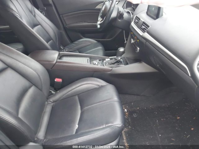 3MZBN1V35JM174323 Mazda Mazda3 Touring