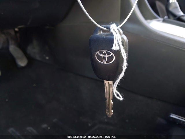 Toyota COROLLA LE 2017 5YFBURHE0HP592440 Image 11