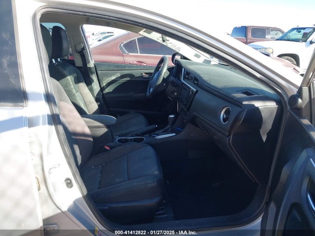 Toyota COROLLA LE 2017 5YFBURHE0HP592440 Image 5