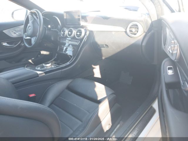 WDDWJ4JB4HF505505 Mercedes-Benz C 300