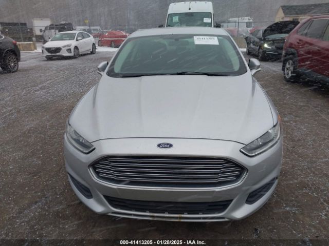 3FA6P0LU8ER310415 Ford Fusion Hybrid Se