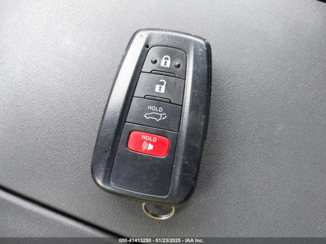 5TDKDRAH7PS016578 Toyota Highlander Le