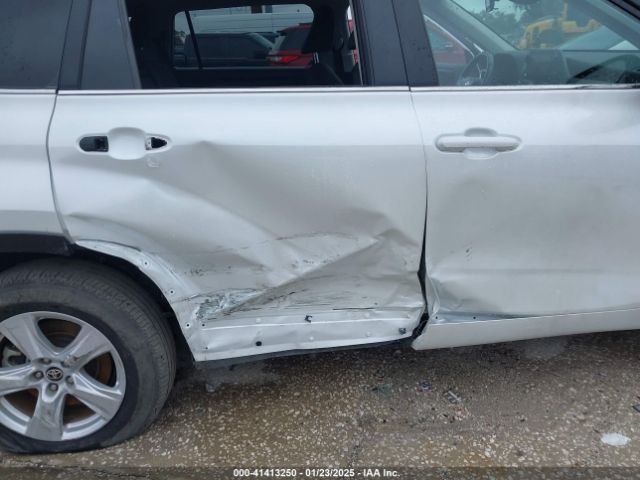 5TDKDRAH7PS016578 Toyota Highlander Le