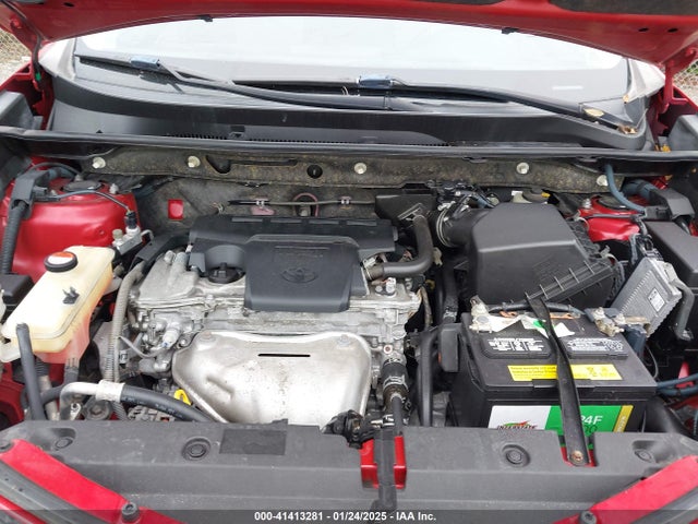 Toyota RAV4 LE 2015 JTMZFREV0FD047187 Image 10