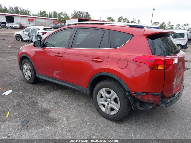 Toyota RAV4 LE 2015 JTMZFREV0FD047187 Image 3