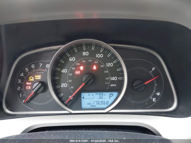 Toyota RAV4 LE 2015 JTMZFREV0FD047187 Image 7