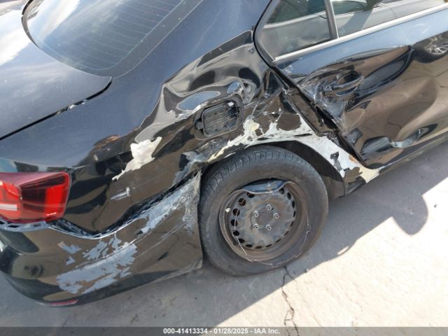 3VW267AJ0GM379397 Volkswagen Jetta 1.4t S