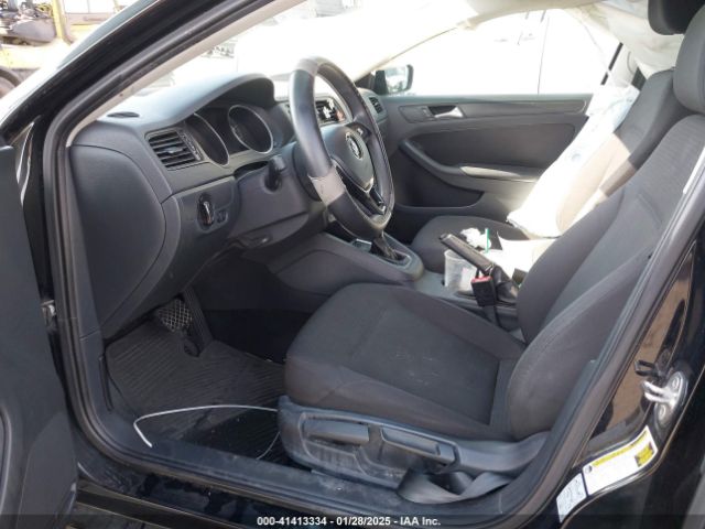 3VW267AJ0GM379397 Volkswagen Jetta 1.4t S