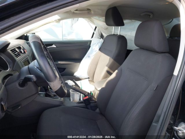 3VW267AJ0GM379397 Volkswagen Jetta 1.4t S