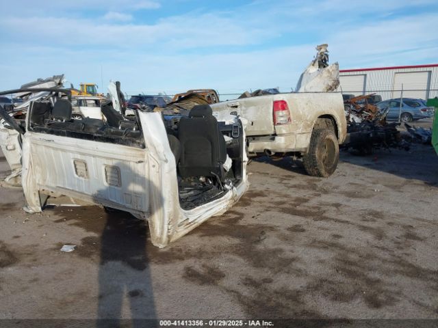 2019 RAM 1500 1C6SRFFT4KN892981 Photo 1