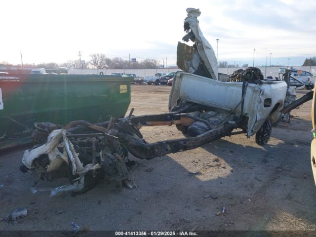 2019 RAM 1500 1C6SRFFT4KN892981 Photo 3