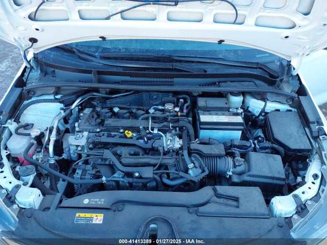JTND4MBE9P3211742 Toyota COROLLA SE