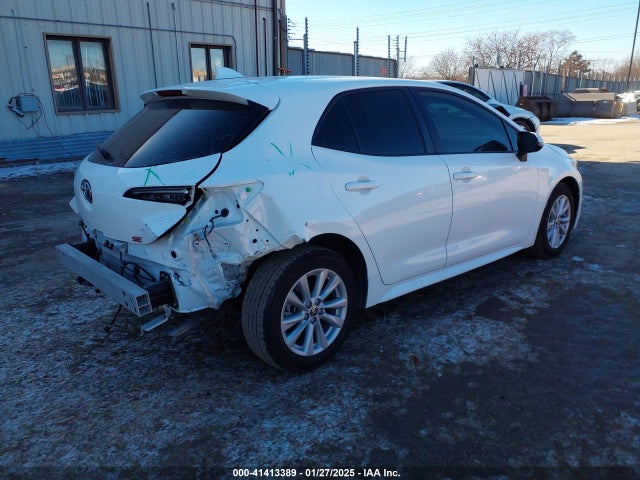 JTND4MBE9P3211742 Toyota COROLLA SE