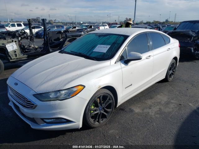 3FA6P0LU8HR276397 Ford Fusion Hybrid Se