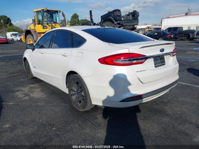 3FA6P0LU8HR276397 Ford Fusion Hybrid Se