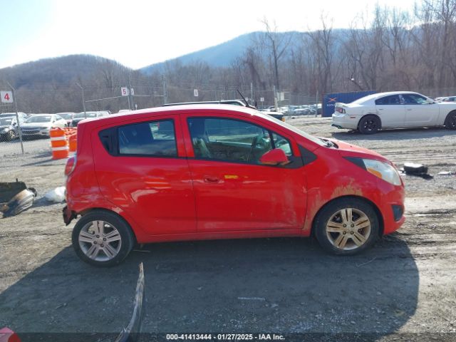 KL8CD6S99EC493532 Chevrolet Spark 1lt Auto