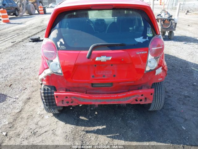 KL8CD6S99EC493532 Chevrolet Spark 1lt Auto