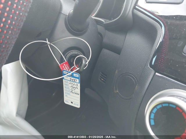 Honda FIT LX 2020 3HGGK5H42LM703938 Image 11