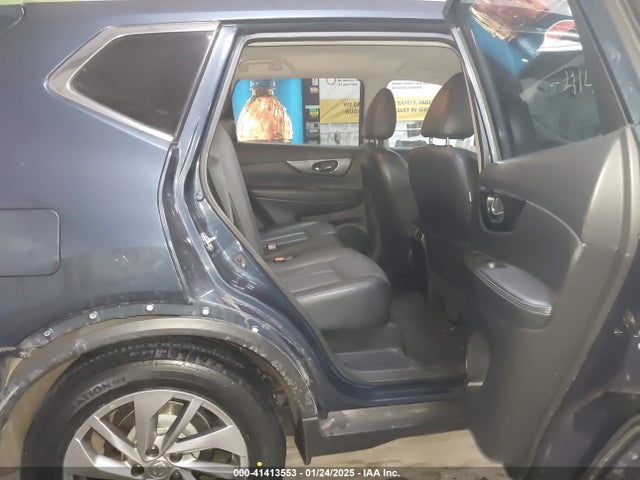 5N1AT2MV0FC795406 Nissan Rogue Sl