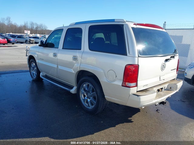 2004 CADILLAC ESCALADE 1GYEK63N24R206975 Photo 2