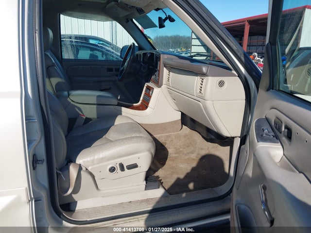 2004 CADILLAC ESCALADE 1GYEK63N24R206975 Photo 4