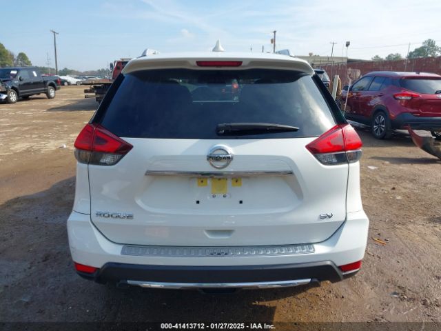 JN8AT2MT5HW131501 Nissan ROGUE SV