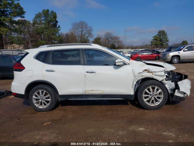 JN8AT2MT5HW131501 Nissan ROGUE SV